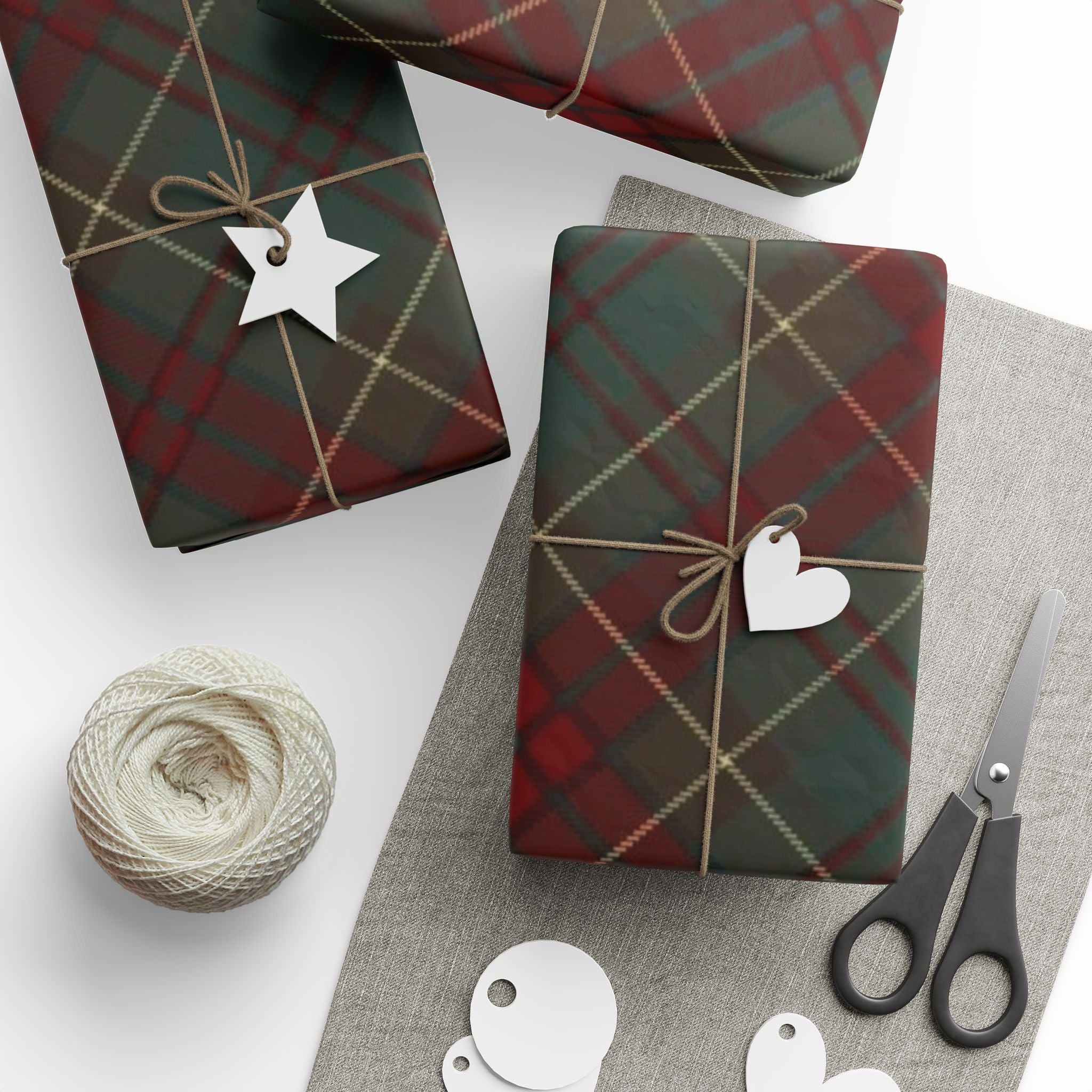 Plaid Wrapping Paper Roll — Classic Red & Green Tartan Gift Wrap for Christmas
